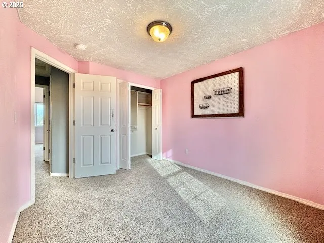 $469,999 | 37355 Coralburst Street, Sandy, OR 97055