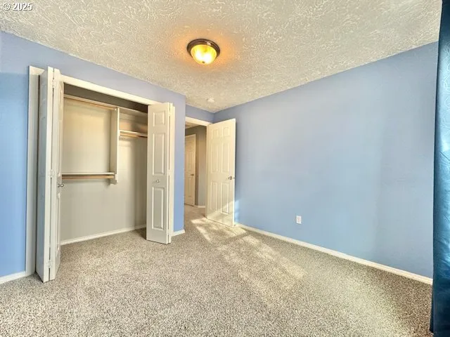 $469,999 | 37355 Coralburst Street, Sandy, OR 97055