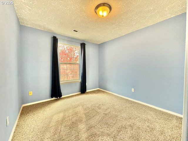 37355 Coralburst Street Sandy, OR 97055 - Photo 24 of 30 a bedroom with a bed and a window