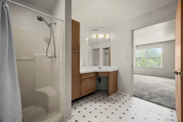 a bathroom with a bathtub