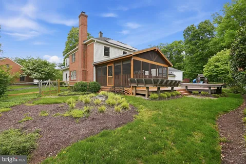 $1,388,000 | 8100 Buckspark Lane East, Potomac, MD 20854
