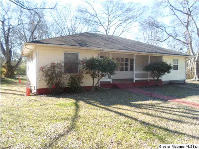 200 26th Street Southwest Birmingham, AL 35211 - Photo 1 of 5