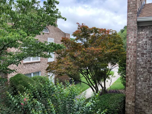 $1,800 | 811 Colony Drive, Unit E72, Charleston, SC 29407