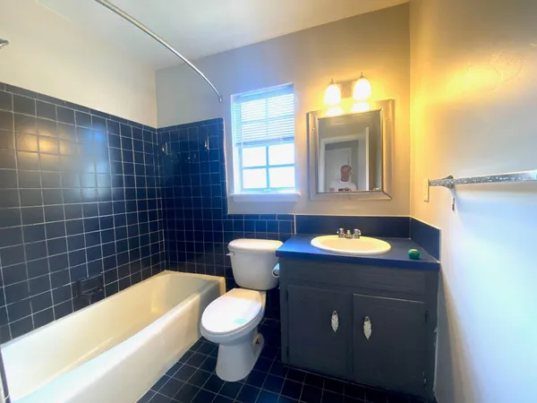 $1,800 | 811 Colony Drive, Unit E72, Charleston, SC 29407