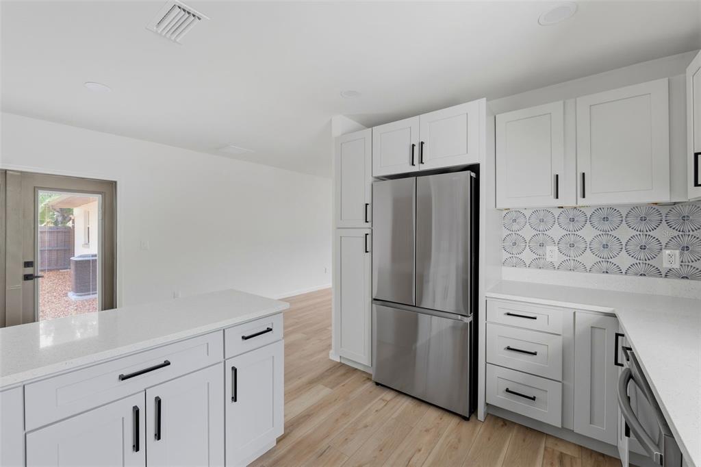 3030 5th Street North St. Petersburg, FL 33704 - Photo 4 of 77