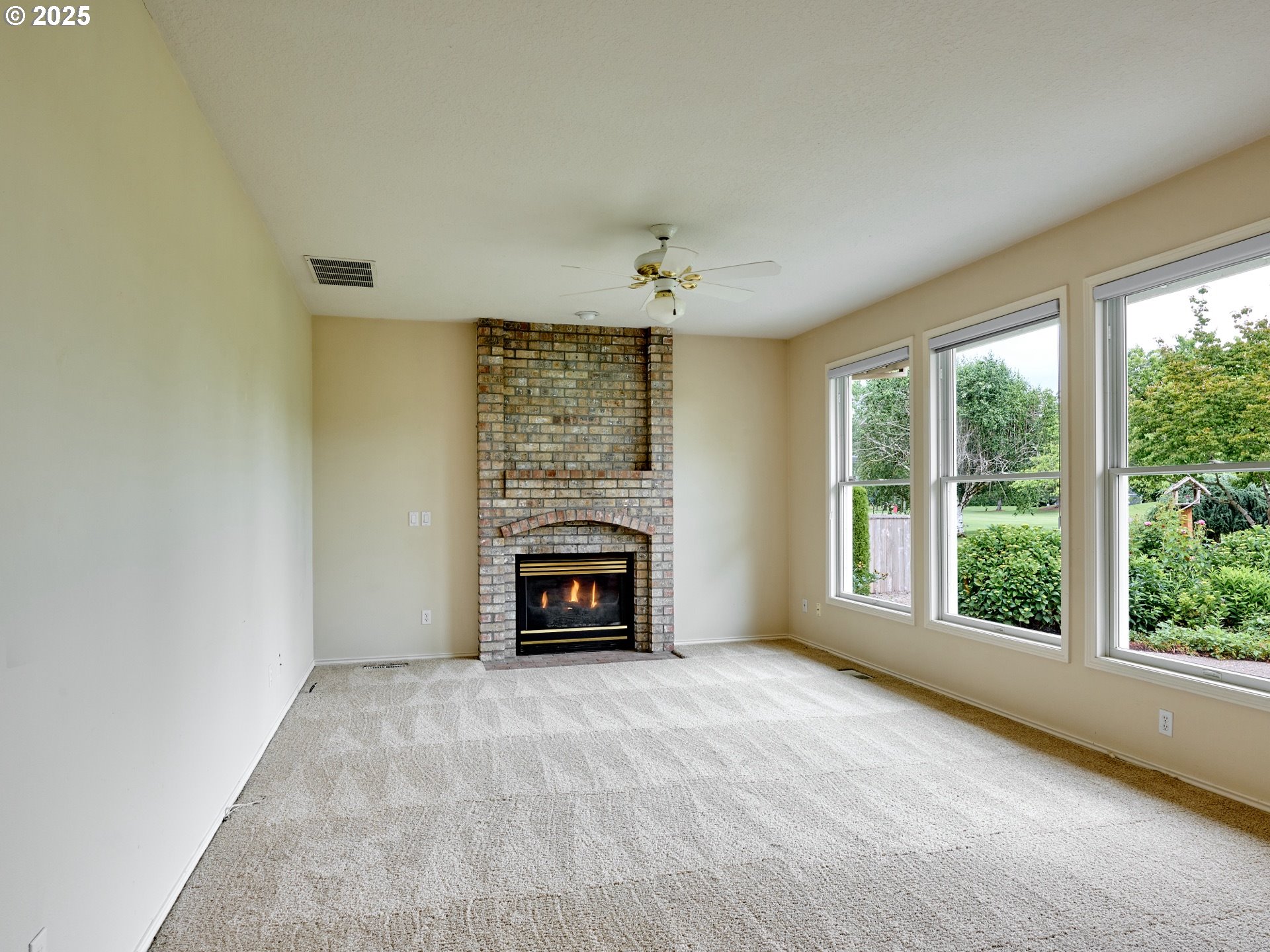 2386 Miller Farm Road Woodburn, OR 97071 - Photo 16 of 46 Gallery Image 16