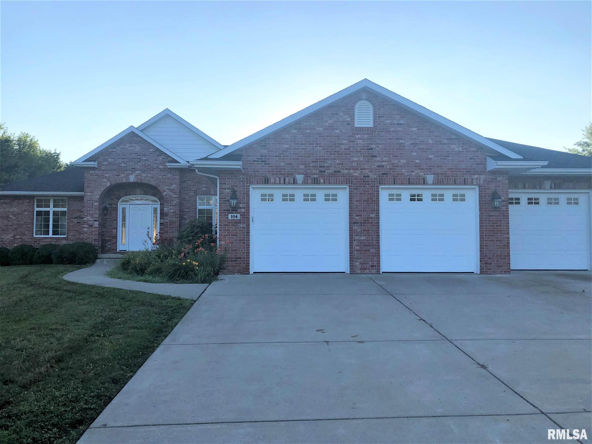 104 Ramblewood Road Chatham, IL 62629 - Photo 1 of 26 Gallery Image 1