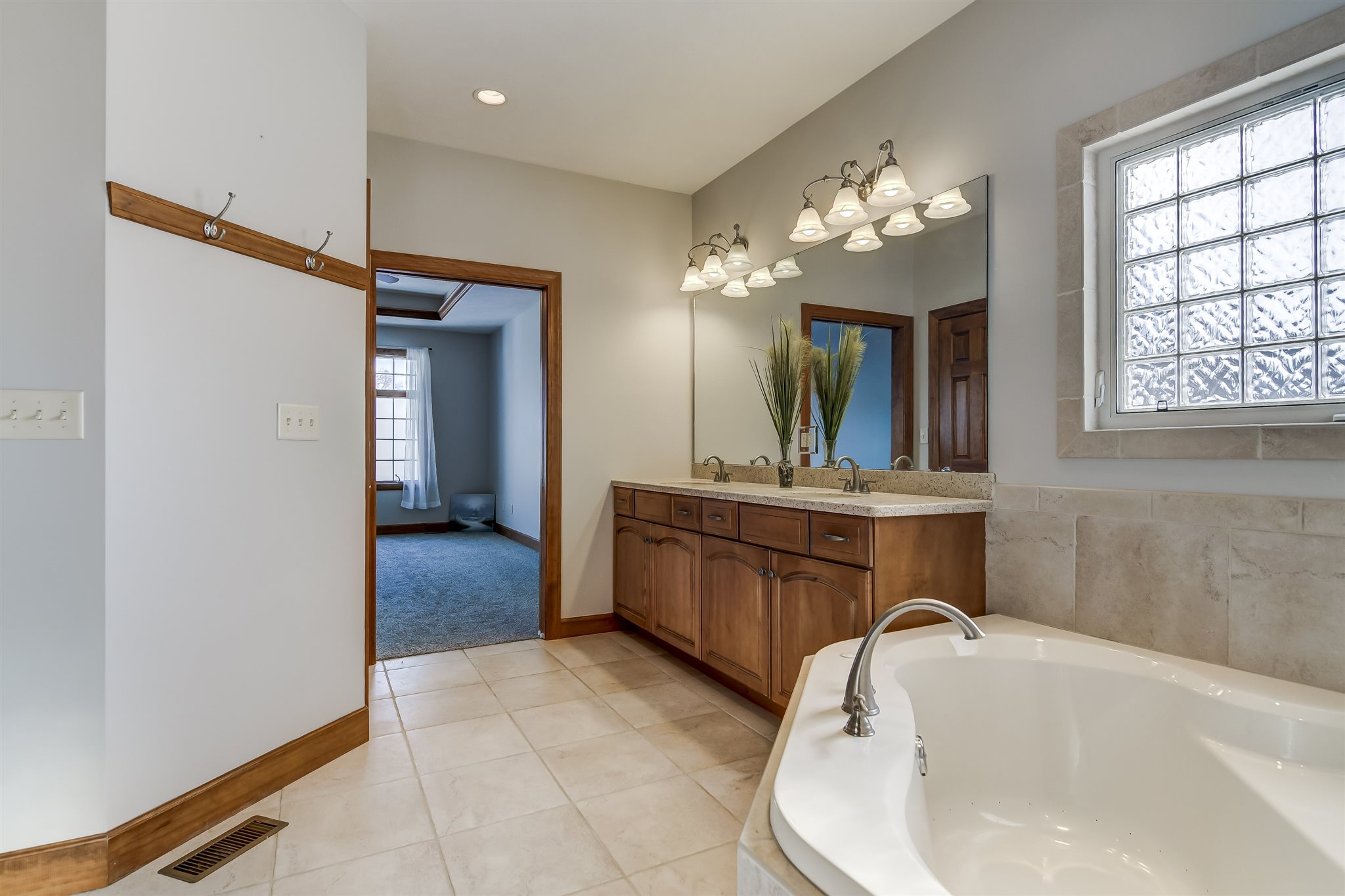 104 Ramblewood Road Chatham, IL 62629 - Photo 14 of 26 Gallery Image 14