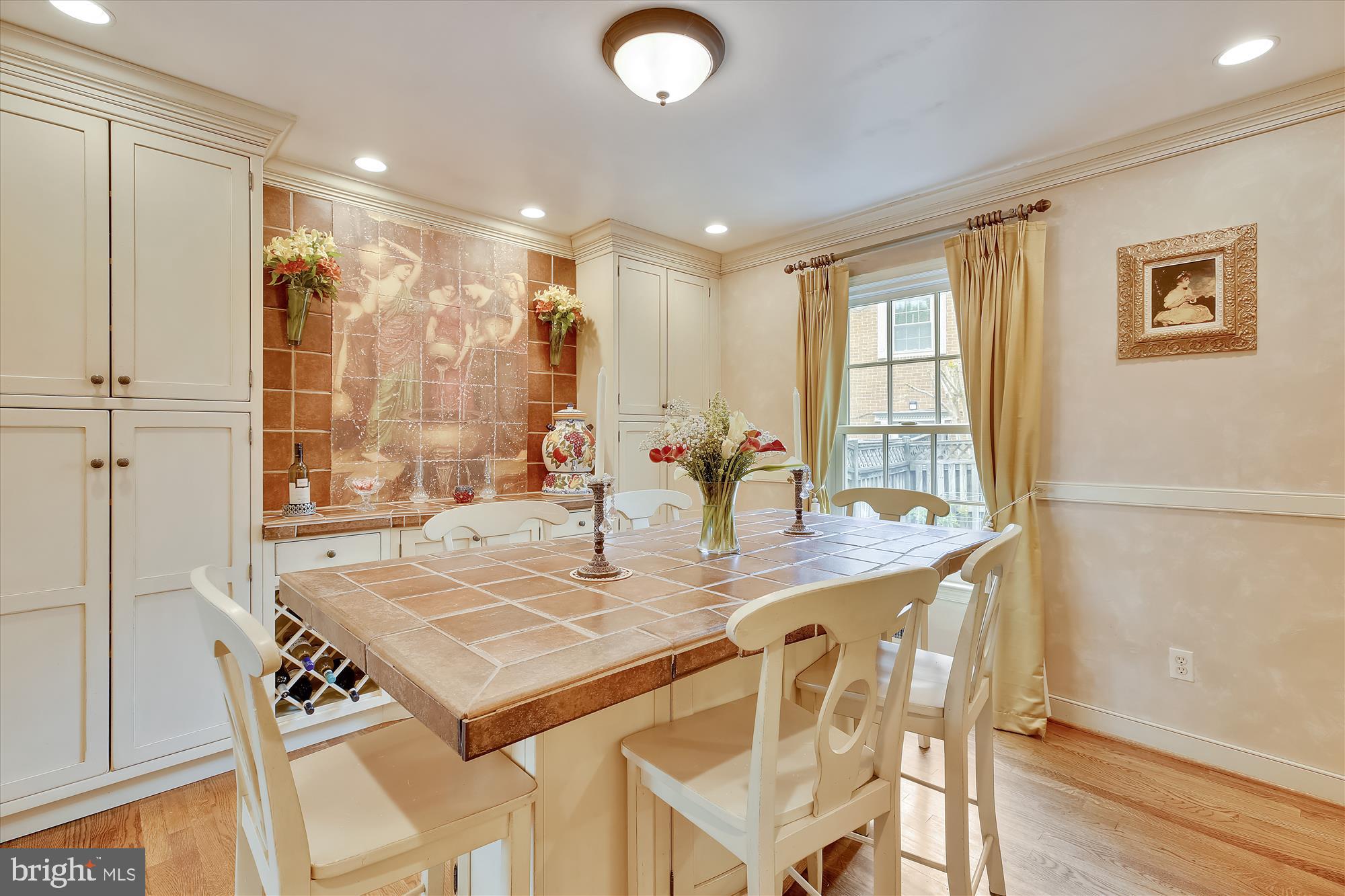 8315 Aqueduct Road Potomac, MD 20854 - Photo 6 of 34 Breakfast room