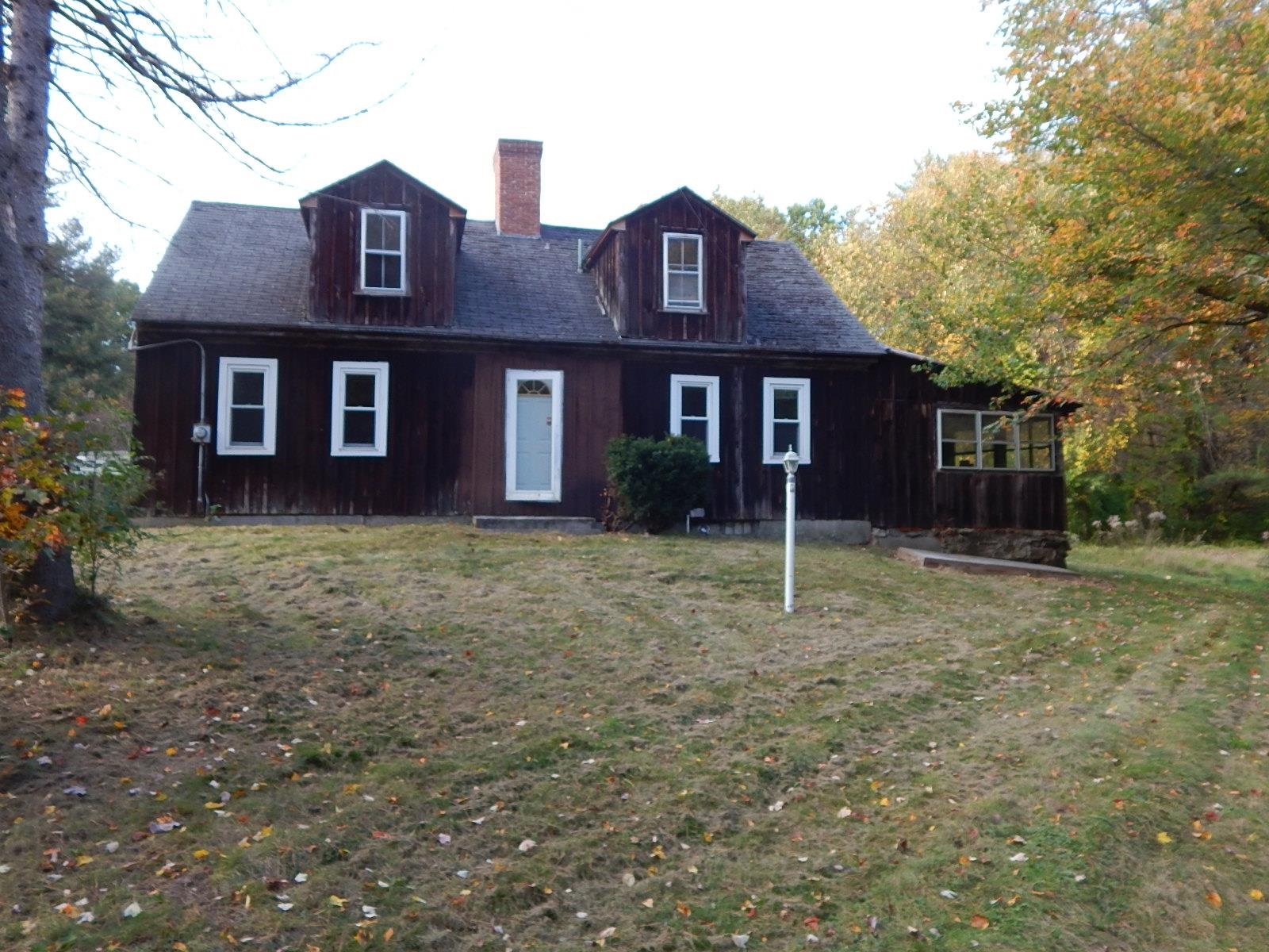 4 Tallant Road Pelham, NH 03076 - Photo 2 of 31