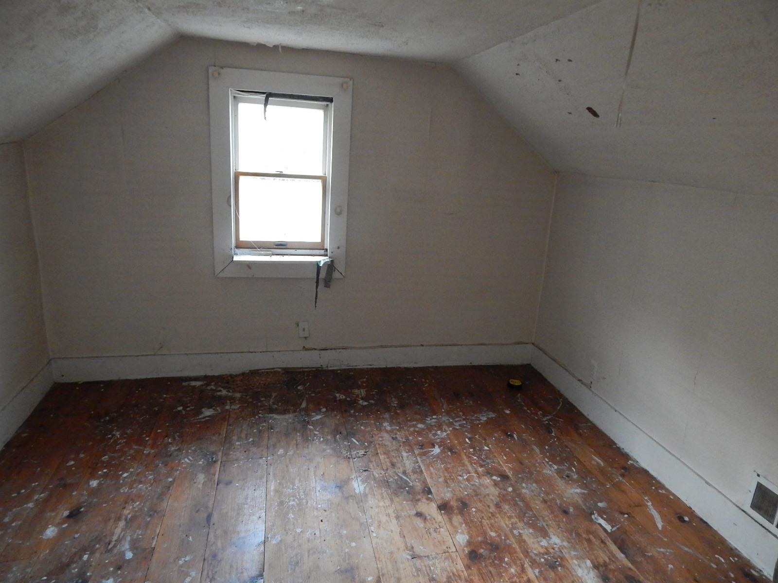 4 Tallant Road Pelham, NH 03076 - Photo 26 of 31
