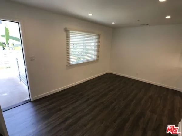 $2,200 | 601 North Normandie Avenue, Unit 2, Los Angeles, CA 90004