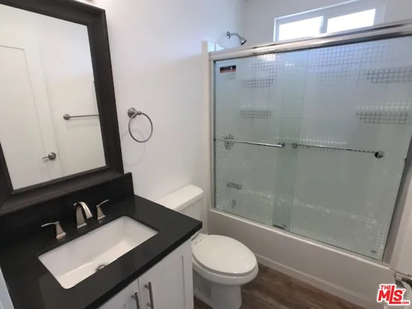 $2,200 | 601 North Normandie Avenue, Unit 2, Los Angeles, CA 90004