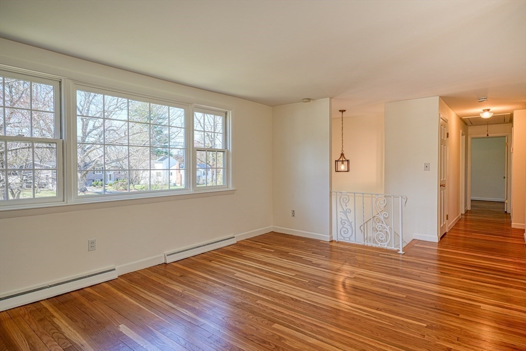 48 Pinecrest Road Holliston, MA 01746 - Photo 11 of 28 Gallery Image 11
