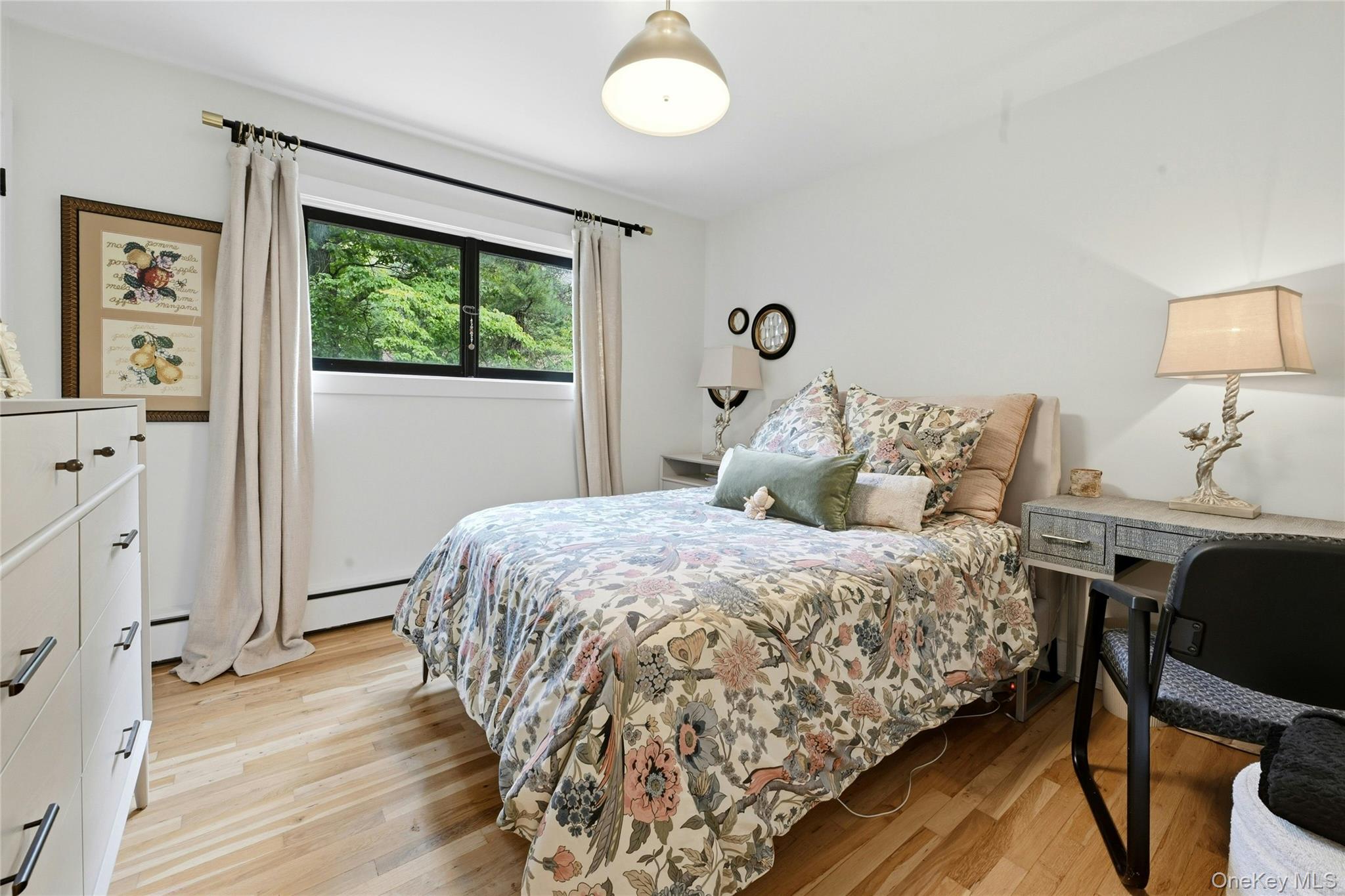 75 Laurel Hill Road Centerport, NY 11721 - Photo 15 of 28 2nd Bedroom on 1st floor