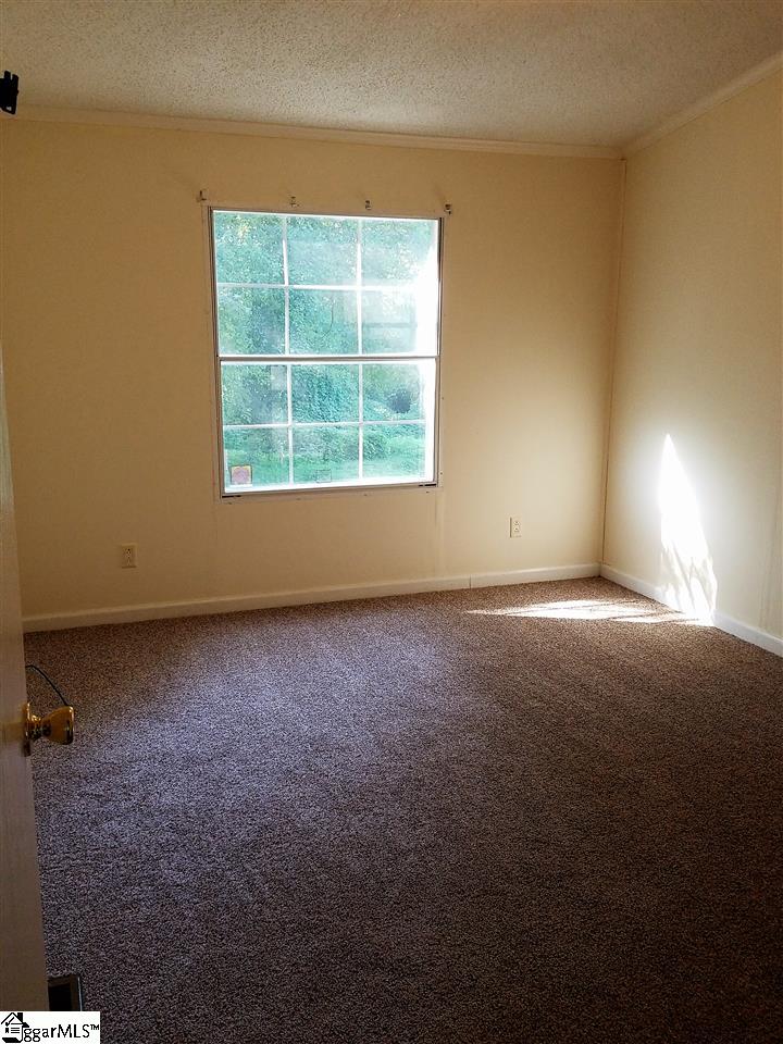 145 Fews Bridge Road Taylors, SC 29687 - Photo 15 of 20