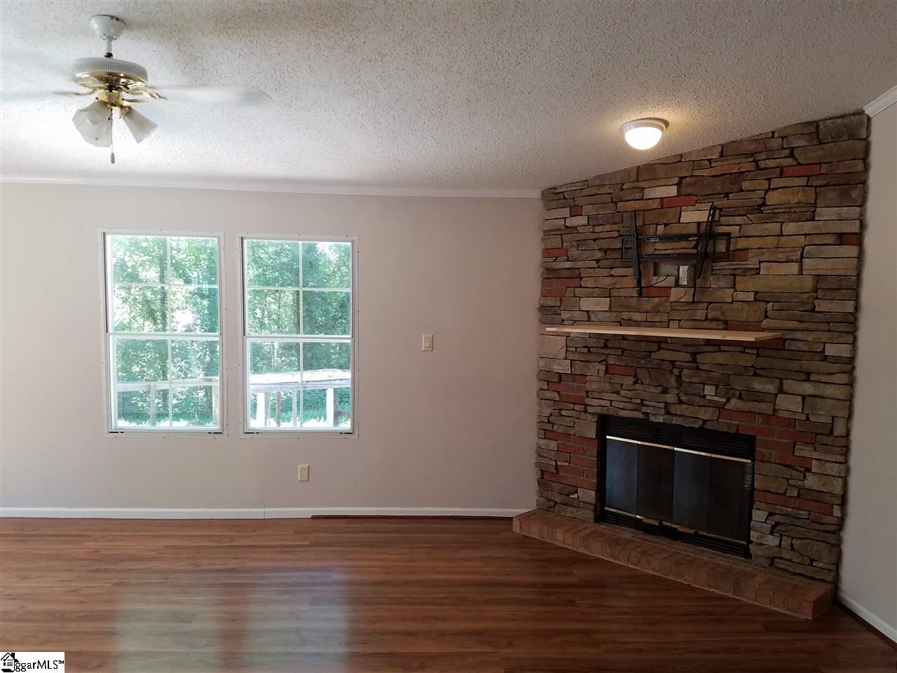 145 Fews Bridge Road Taylors, SC 29687 - Photo 4 of 20