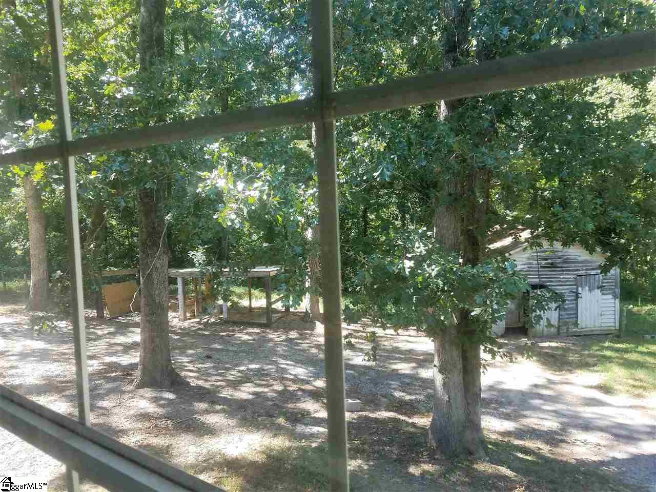 145 Fews Bridge Road Taylors, SC 29687 - Photo 9 of 20
