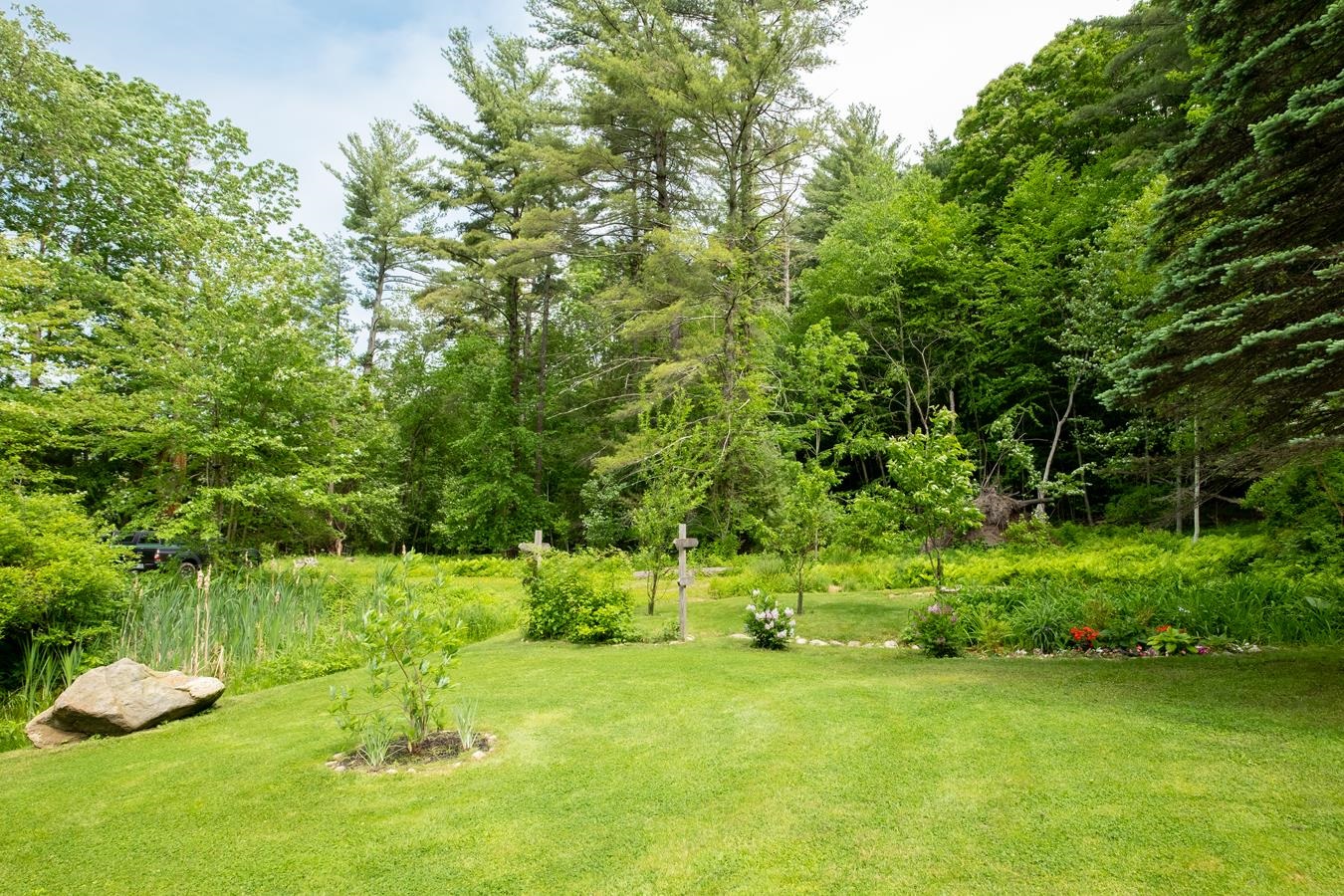 233 South Road Kensington, NH 03833 - Photo 11 of 35