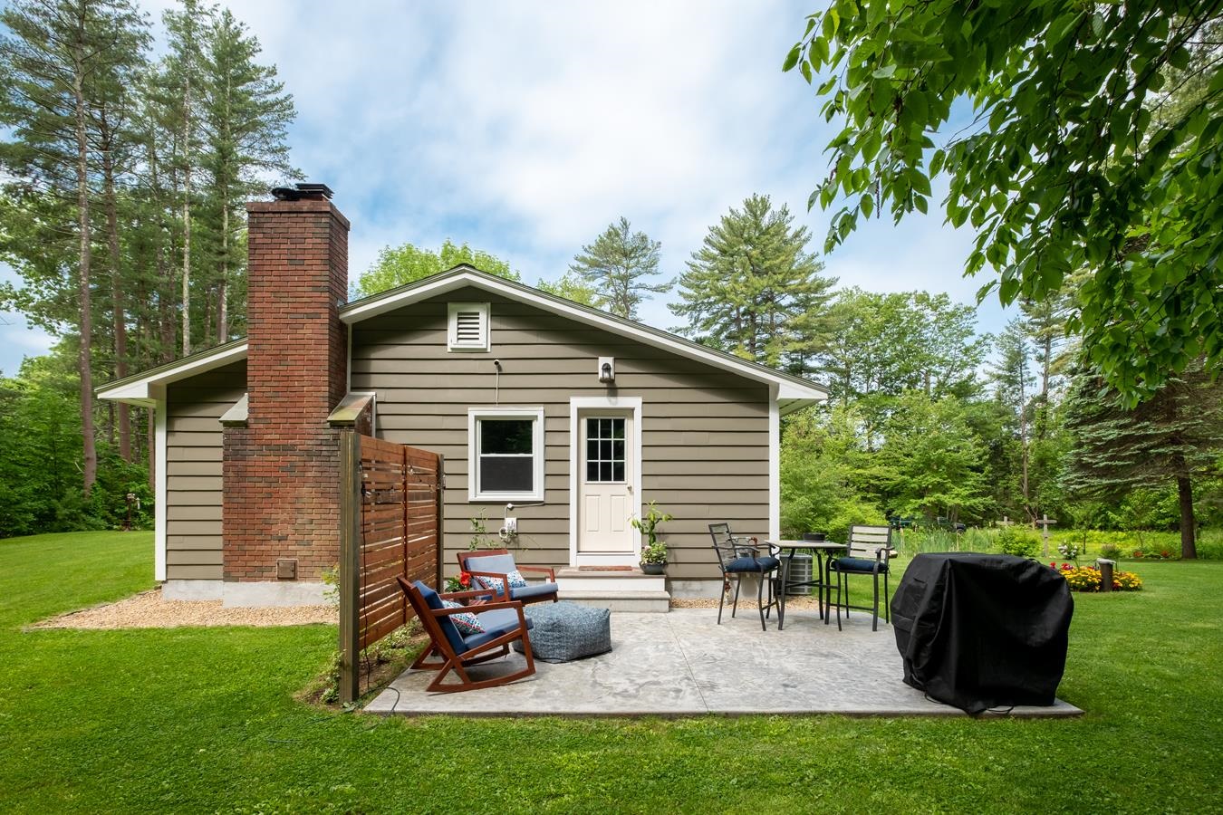 233 South Road Kensington, NH 03833 - Photo 7 of 35