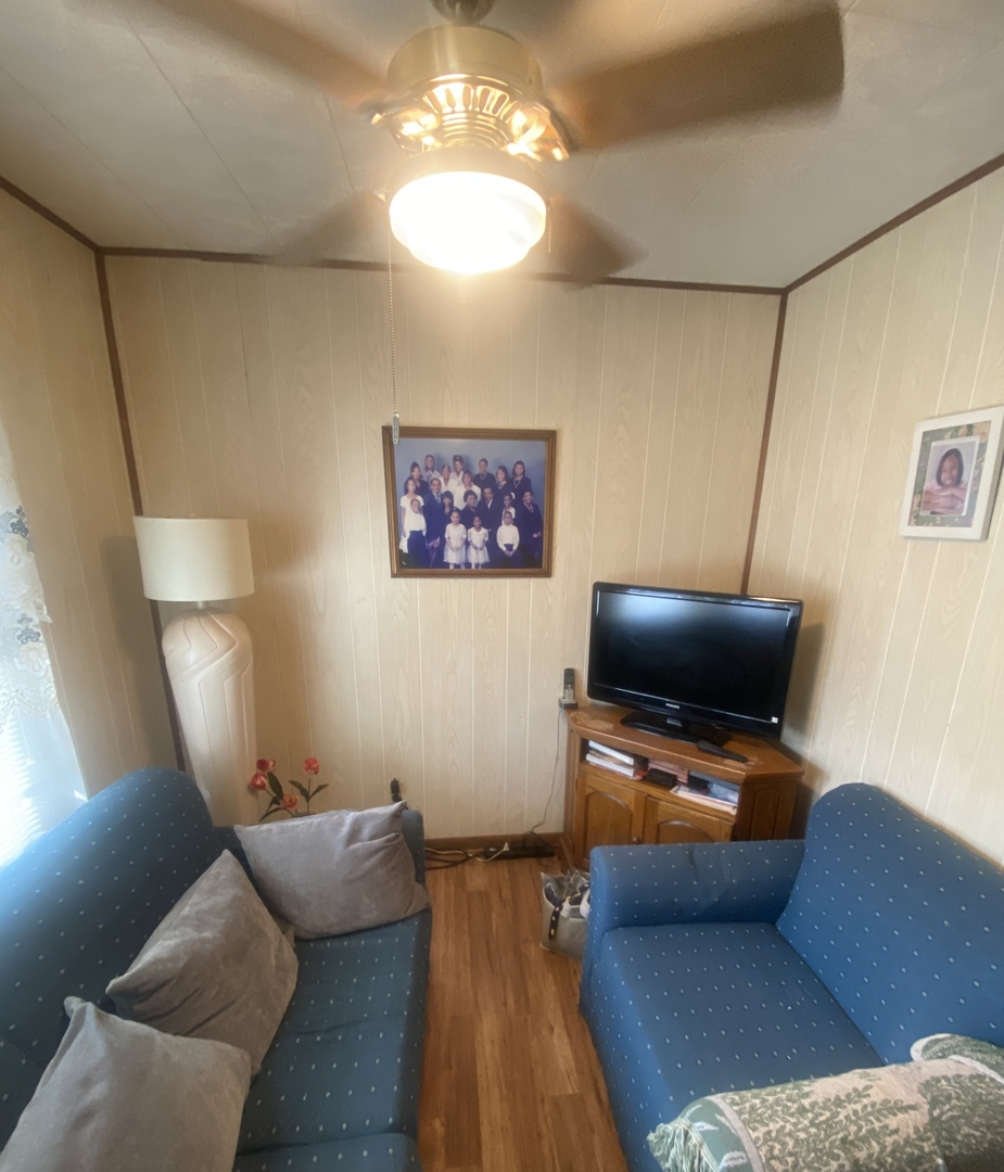 23 West 143rd Street Dixmoor, IL 60426 - Photo 18 of 31