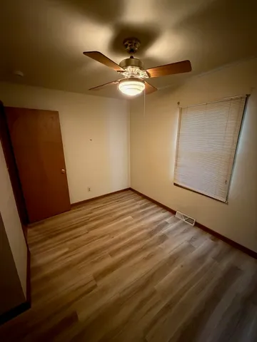 $2,150 | 23 West 143rd Street, Dixmoor, IL 60426