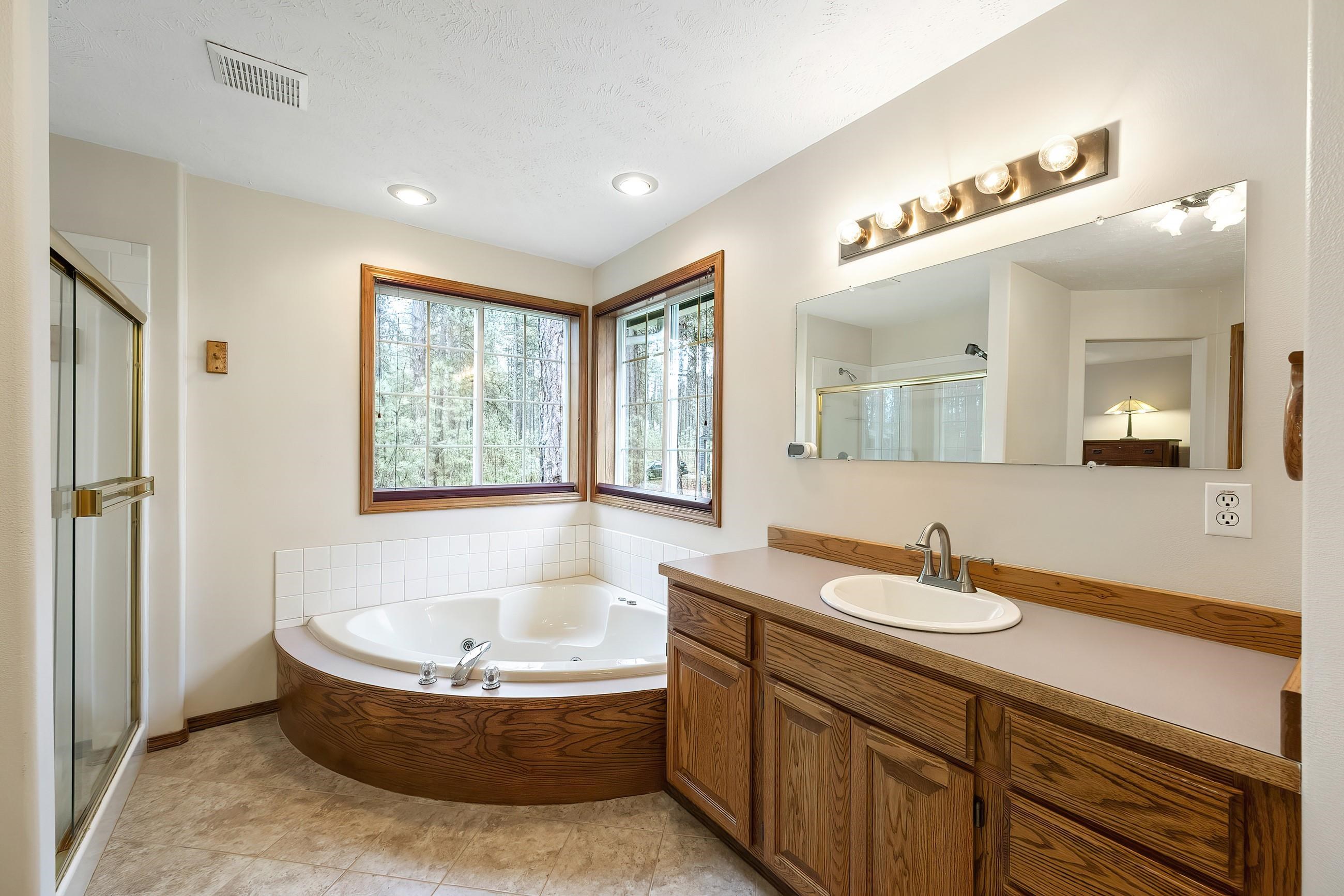 4820 East Silver Pine Road Colbert, WA 99005 - Photo 18 of 35