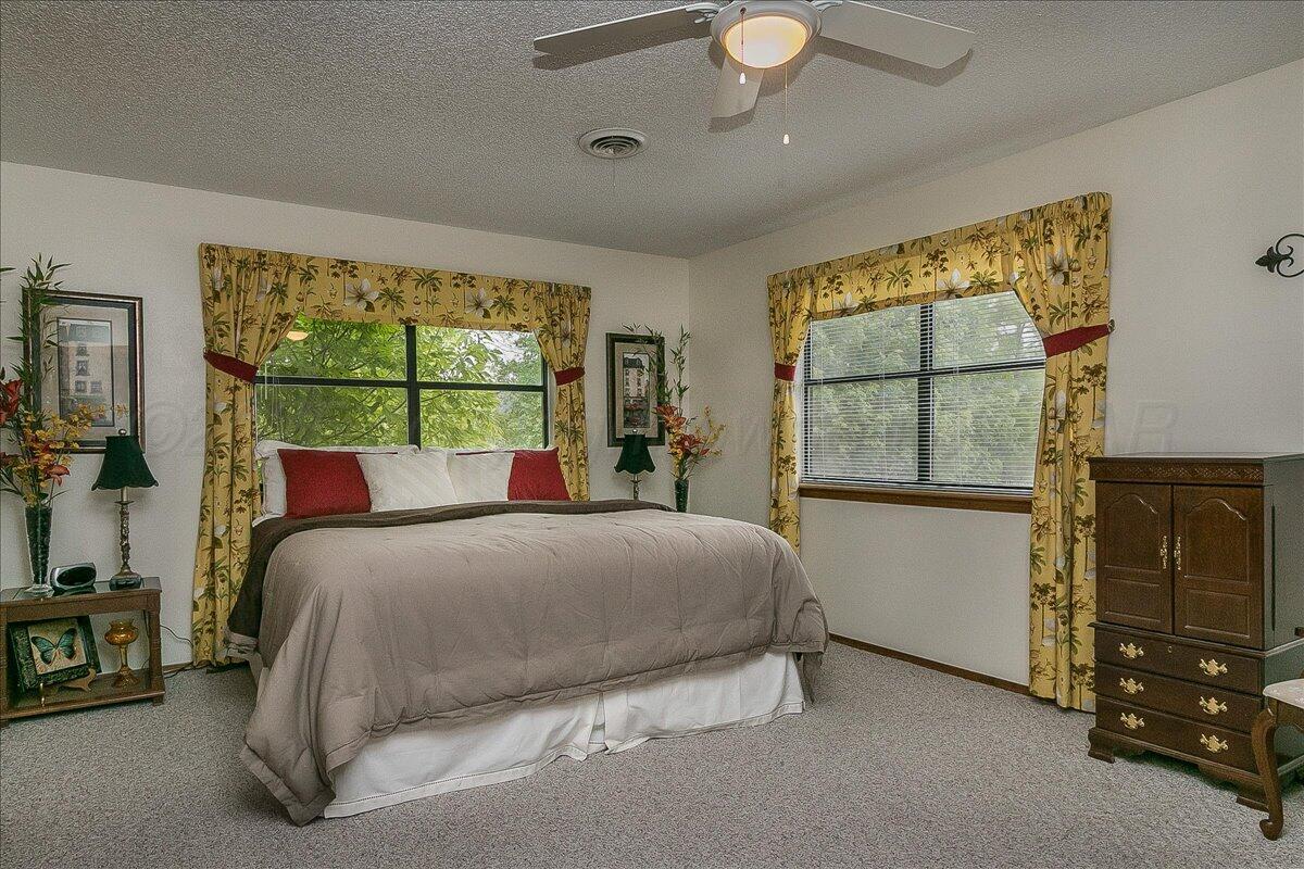 109 Caprock Lane Amarillo, TX 79118 - Photo 18 of 32 13-Master Bedroom