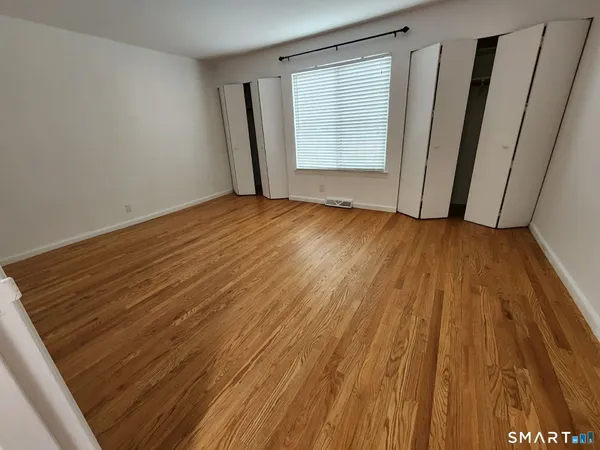 $2,400 | 2 Cook Close, Unit 2, Ridgefield, CT 06877