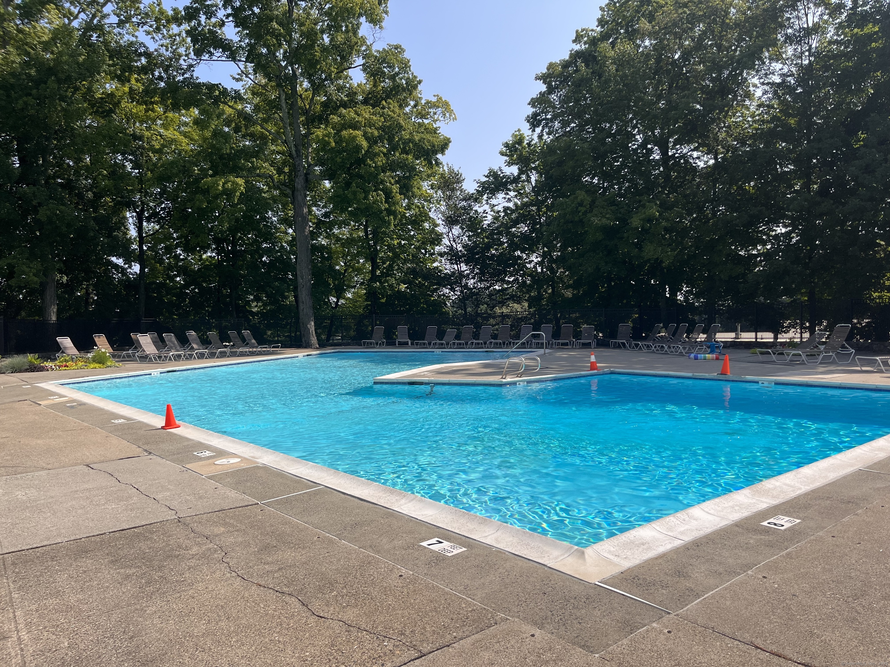 2 Cook Close, Unit 2 Ridgefield, CT 06877 - Photo 17 of 24 a view of a basket ball ground