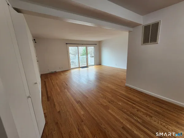 $2,400 | 2 Cook Close, Unit 2, Ridgefield, CT 06877