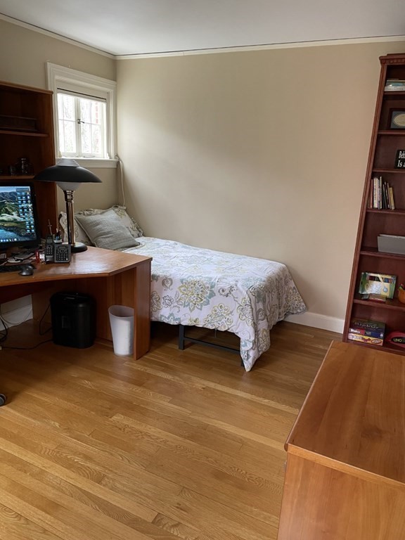7 Cedar Road Brookline, MA 02467 - Photo 11 of 20