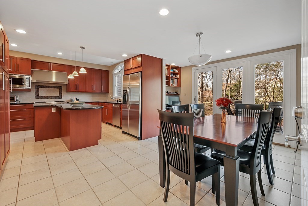 7 Cedar Road Brookline, MA 02467 - Photo 7 of 20