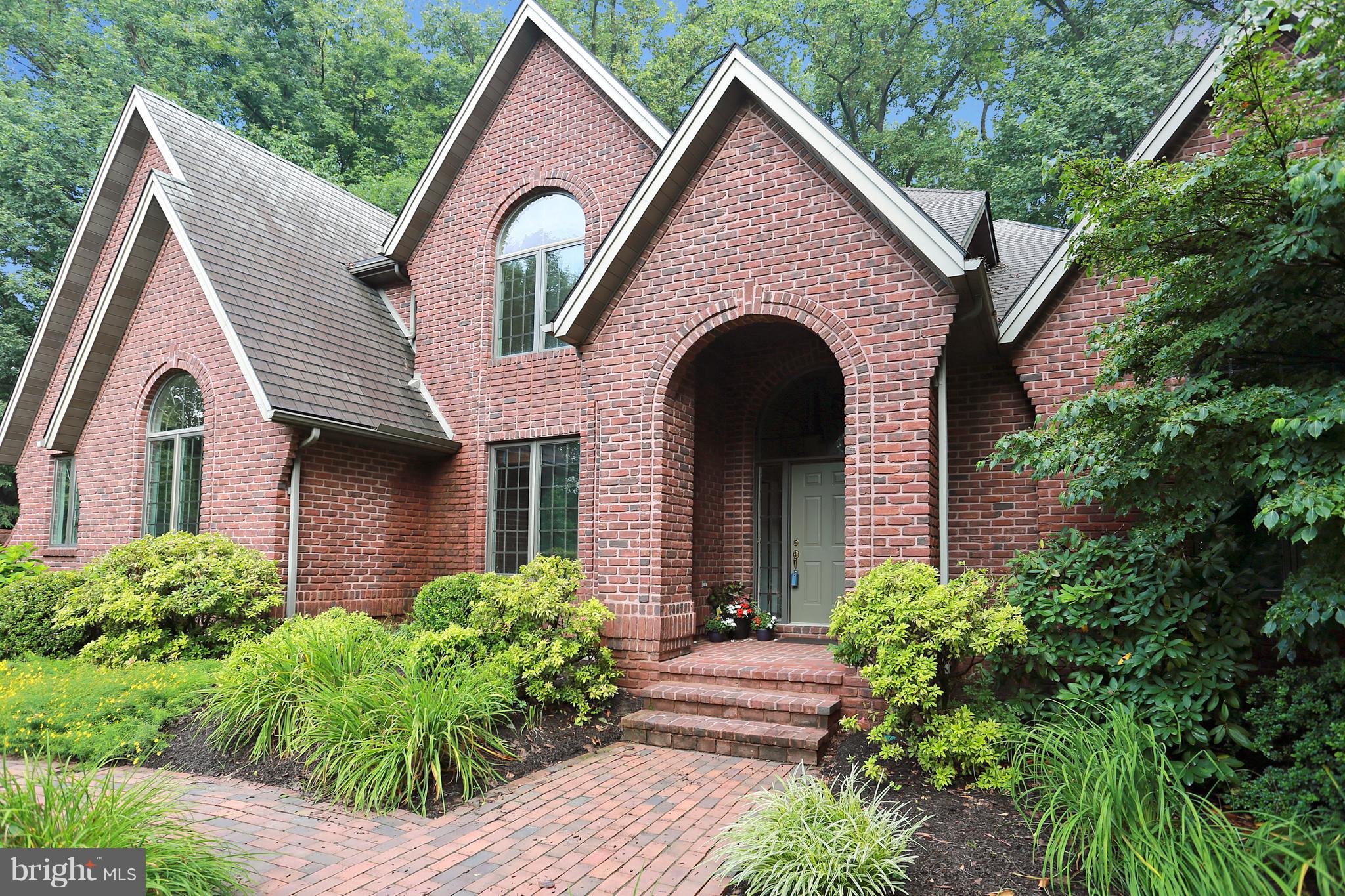 761 Pine Tree Road Hummelstown, PA 17036 - Photo 2 of 29 Gallery Image 2