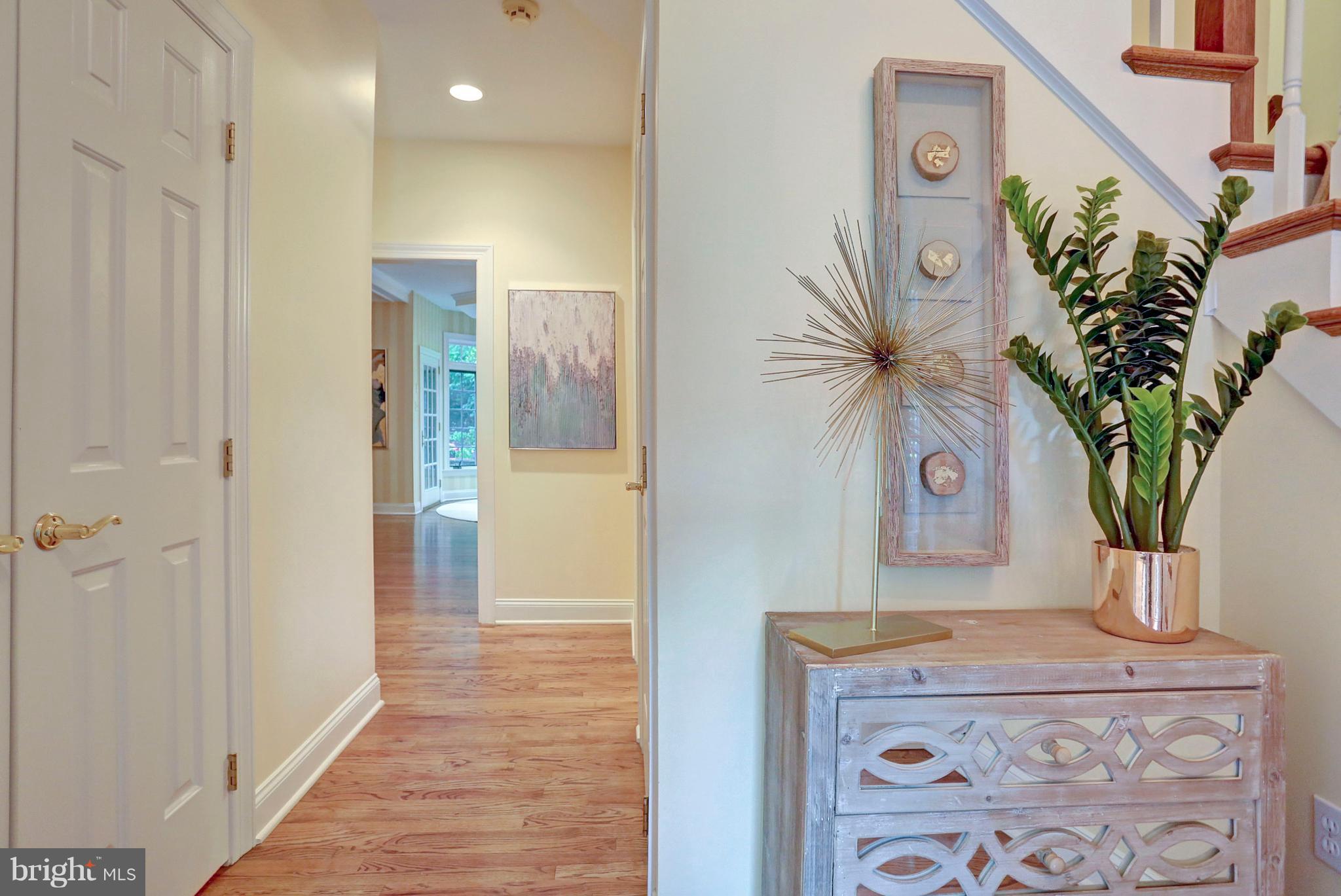 761 Pine Tree Road Hummelstown, PA 17036 - Photo 4 of 29 Gallery Image 4