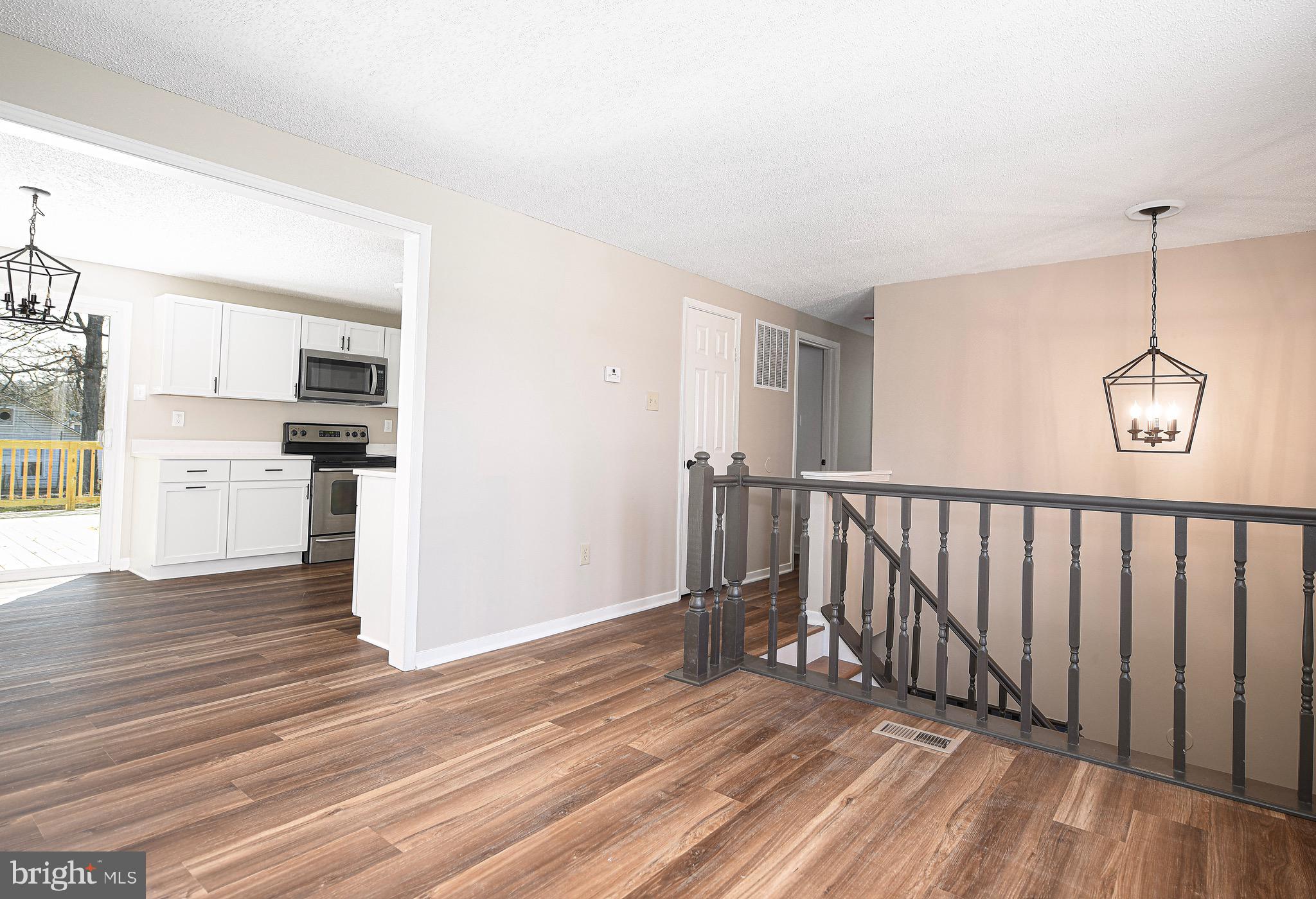 1811 Cape May Road Essex, MD 21221 - Photo 4 of 34 Gallery Image 4