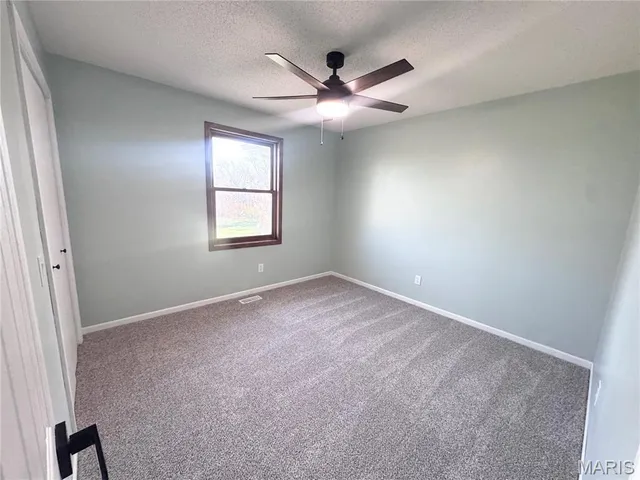 $380,000 | 12455 New London Gravel Road, New London, MO 63459