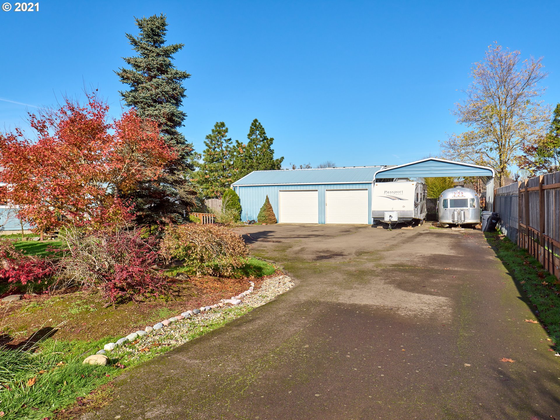 913 Toliver Road, Unit B Molalla, OR 97038 - Photo 19 of 26 a house view with a outdoor space