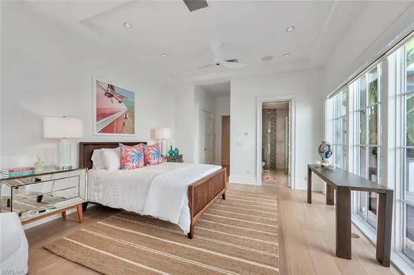 $50,000 | 982 9th Avenue South, Naples, FL 34102