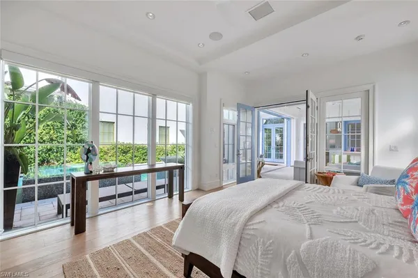 $50,000 | 982 9th Avenue South, Naples, FL 34102