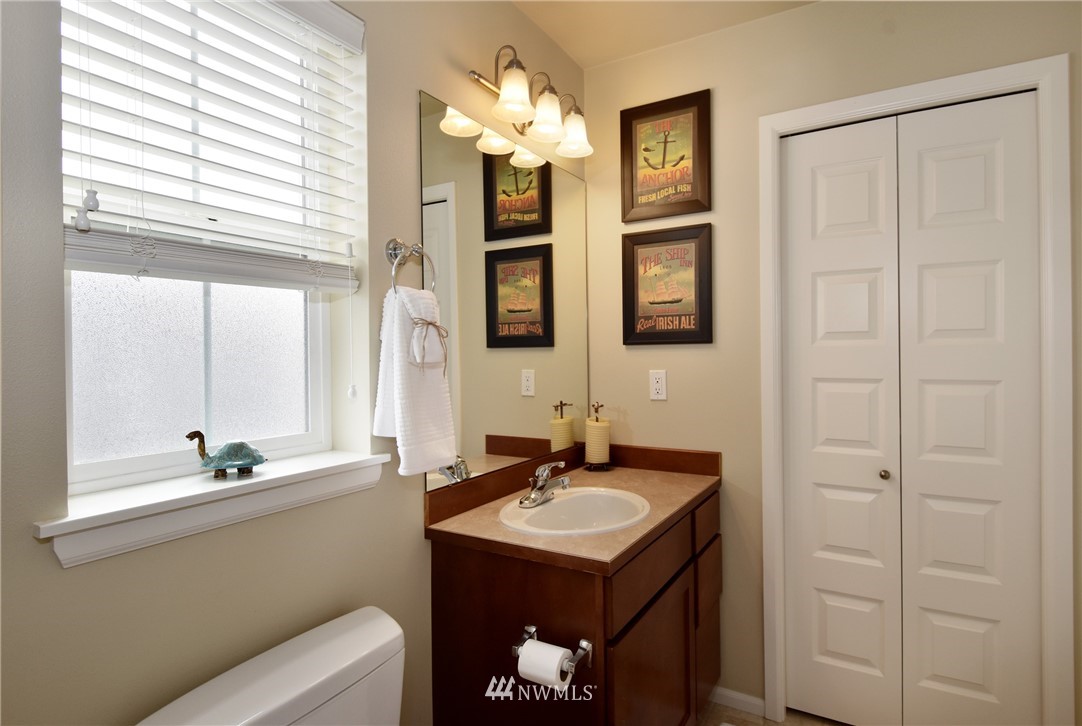 18320 36th Avenue Southeast Bothell, WA 98012 - Photo 13 of 20 Gallery Image 13