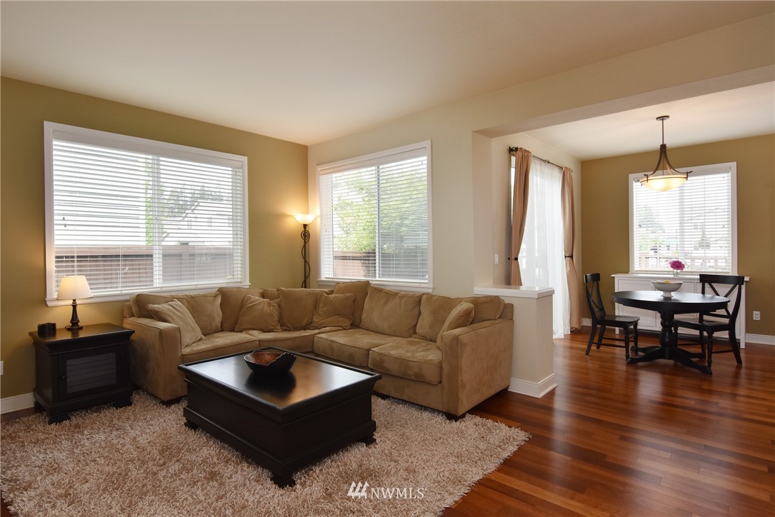 18320 36th Avenue Southeast Bothell, WA 98012 - Photo 4 of 20 Gallery Image 4