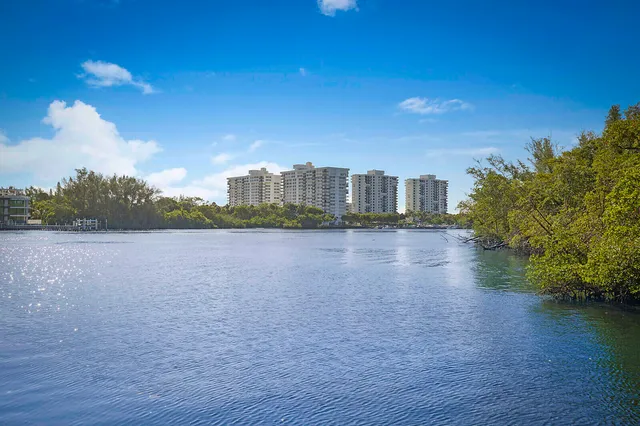 $459,000 | 700 Harbour Drive, Unit 2310, Boca Raton, FL 33431