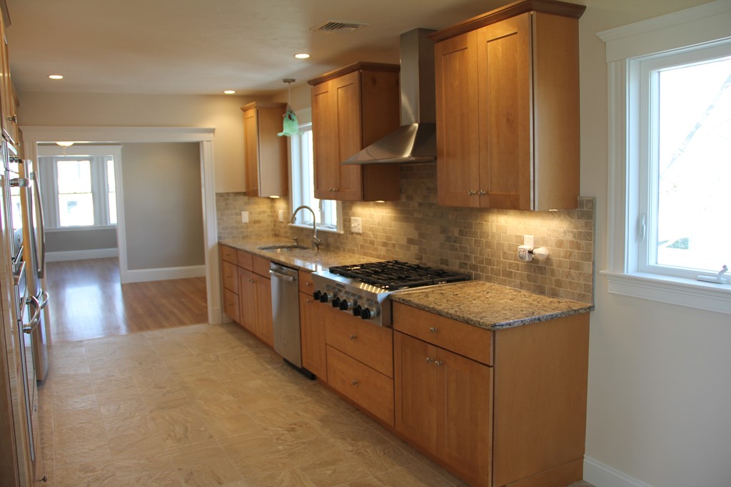 15 Emerson Road Milton, MA 02186 - Photo 4 of 30