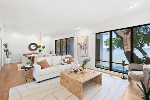 $1,600,000 | 5010 Bayshore Boulevard, Unit 4, Tampa, FL 33611