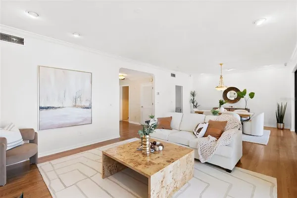 $1,600,000 | 5010 Bayshore Boulevard, Unit 4, Tampa, FL 33611