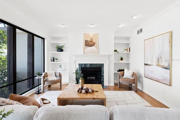 $1,600,000 | 5010 Bayshore Boulevard, Unit 4, Tampa, FL 33611