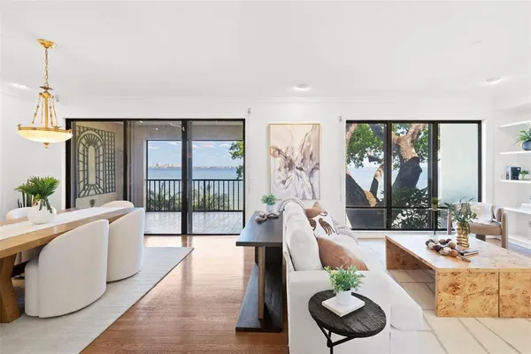 $1,600,000 | 5010 Bayshore Boulevard, Unit 4, Tampa, FL 33611