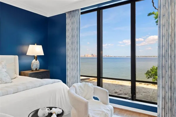 $1,600,000 | 5010 Bayshore Boulevard, Unit 4, Tampa, FL 33611