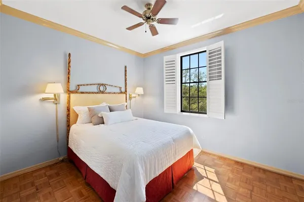 $1,600,000 | 5010 Bayshore Boulevard, Unit 4, Tampa, FL 33611
